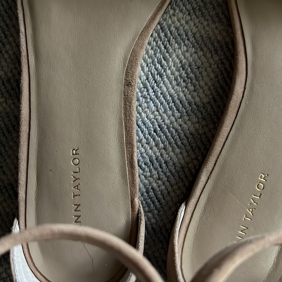 Ann Taylor suede sandals - Picture 4 of 6